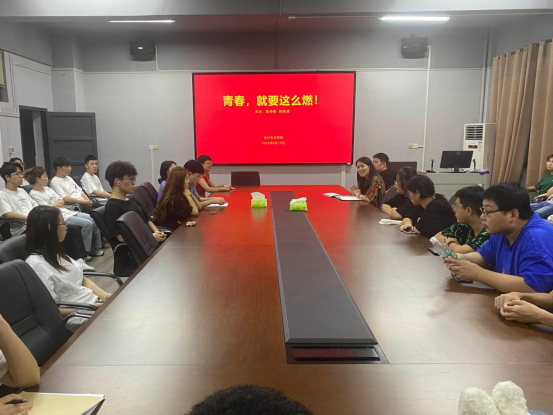 說明: http://news.hnie.edu.cn/__local/4/6D/4D/FE214107407614BA31DA306EDFA_3D8967B3_E09AB.png