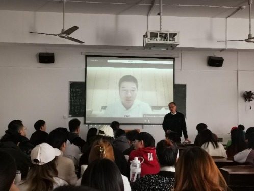 說明: http://news.hnie.edu.cn/__local/9/32/F7/2CF64F22F0E62787C0C70FDF86A_D3B8395C_B64B1.png